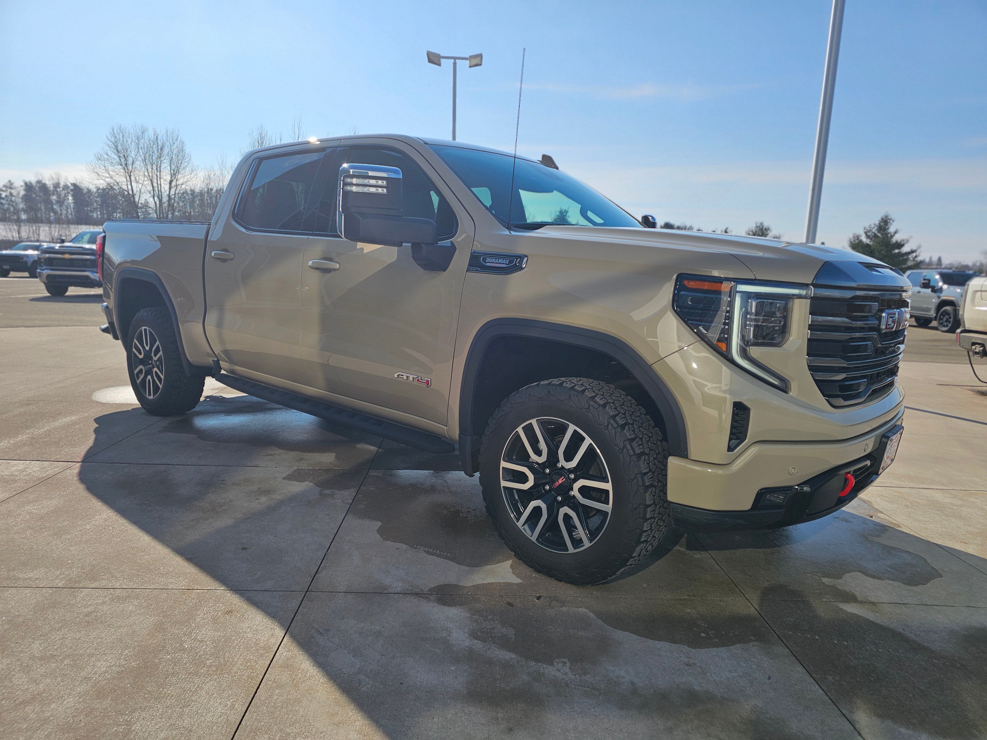 2023 GMC Sierra 1500 AT4