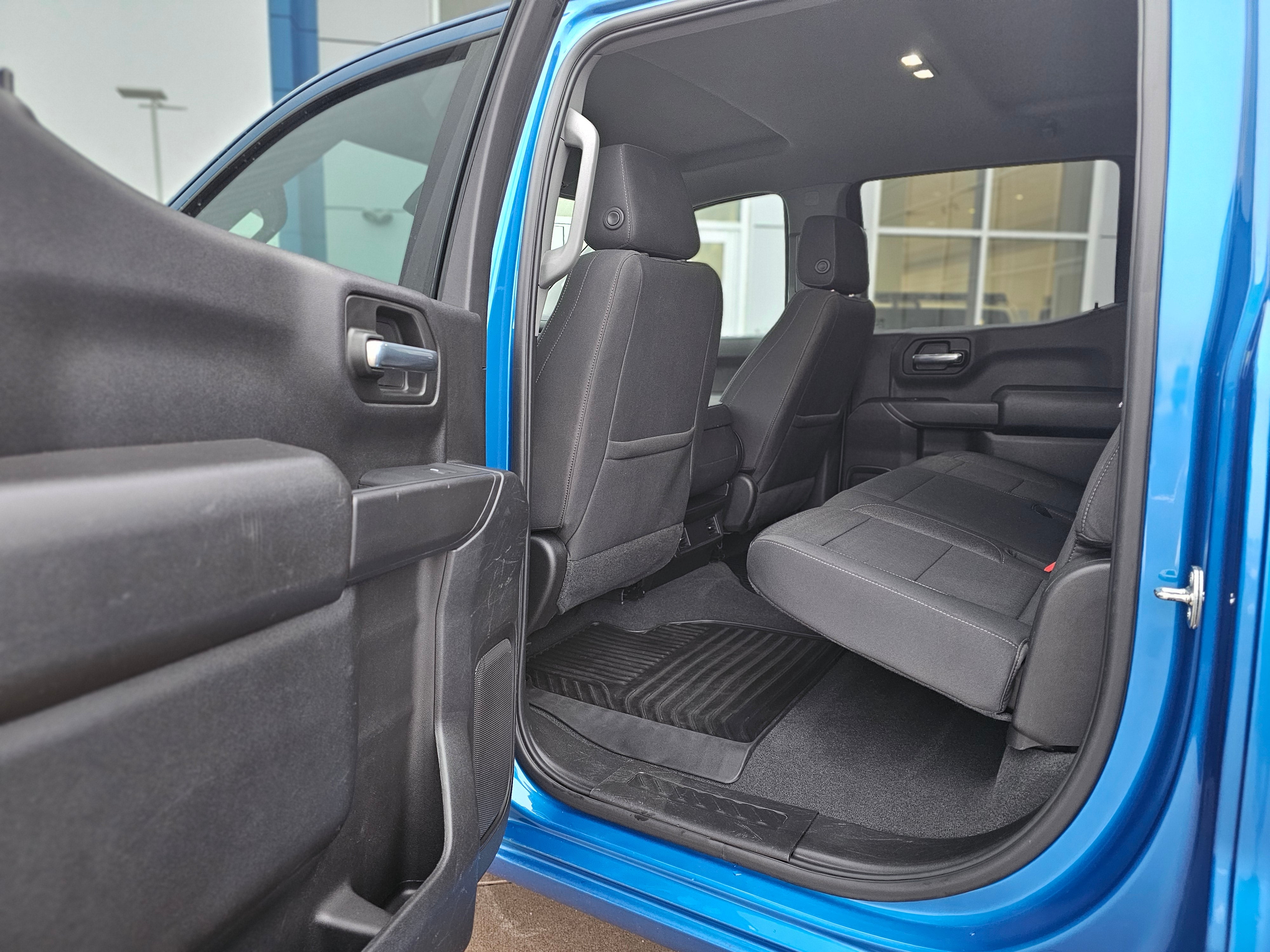 2022 Chevrolet Silverado 1500 Custom Trail Boss