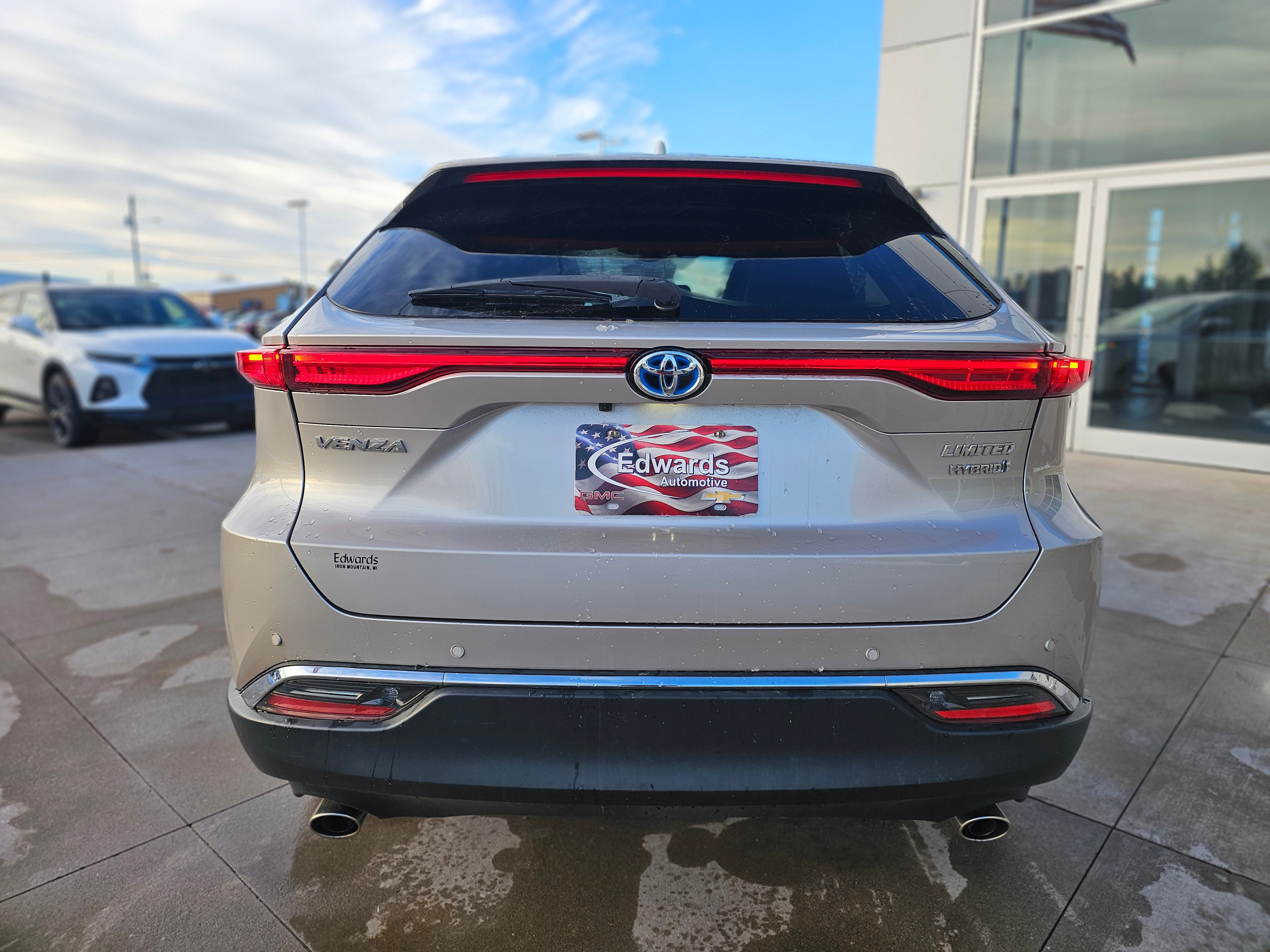 2021 Toyota Venza LE