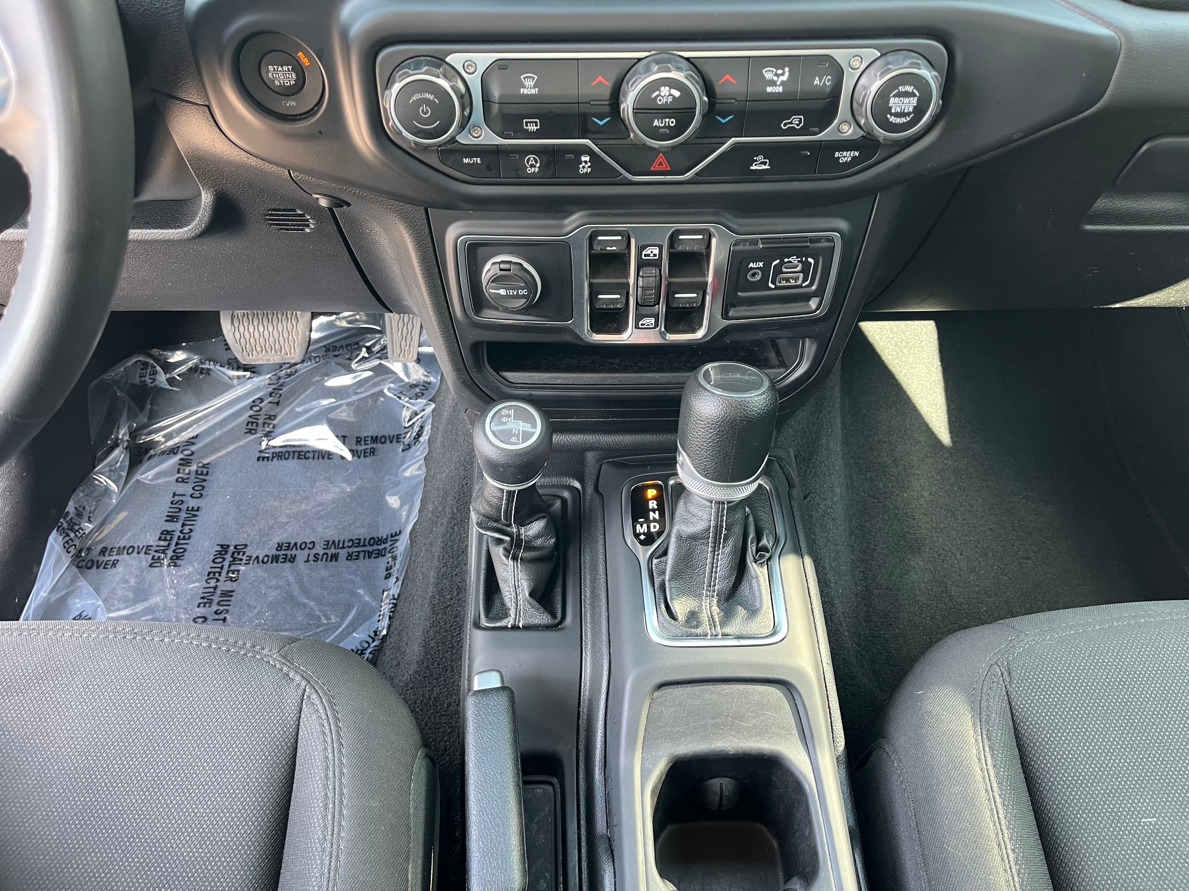 2023 Jeep Gladiator Overland