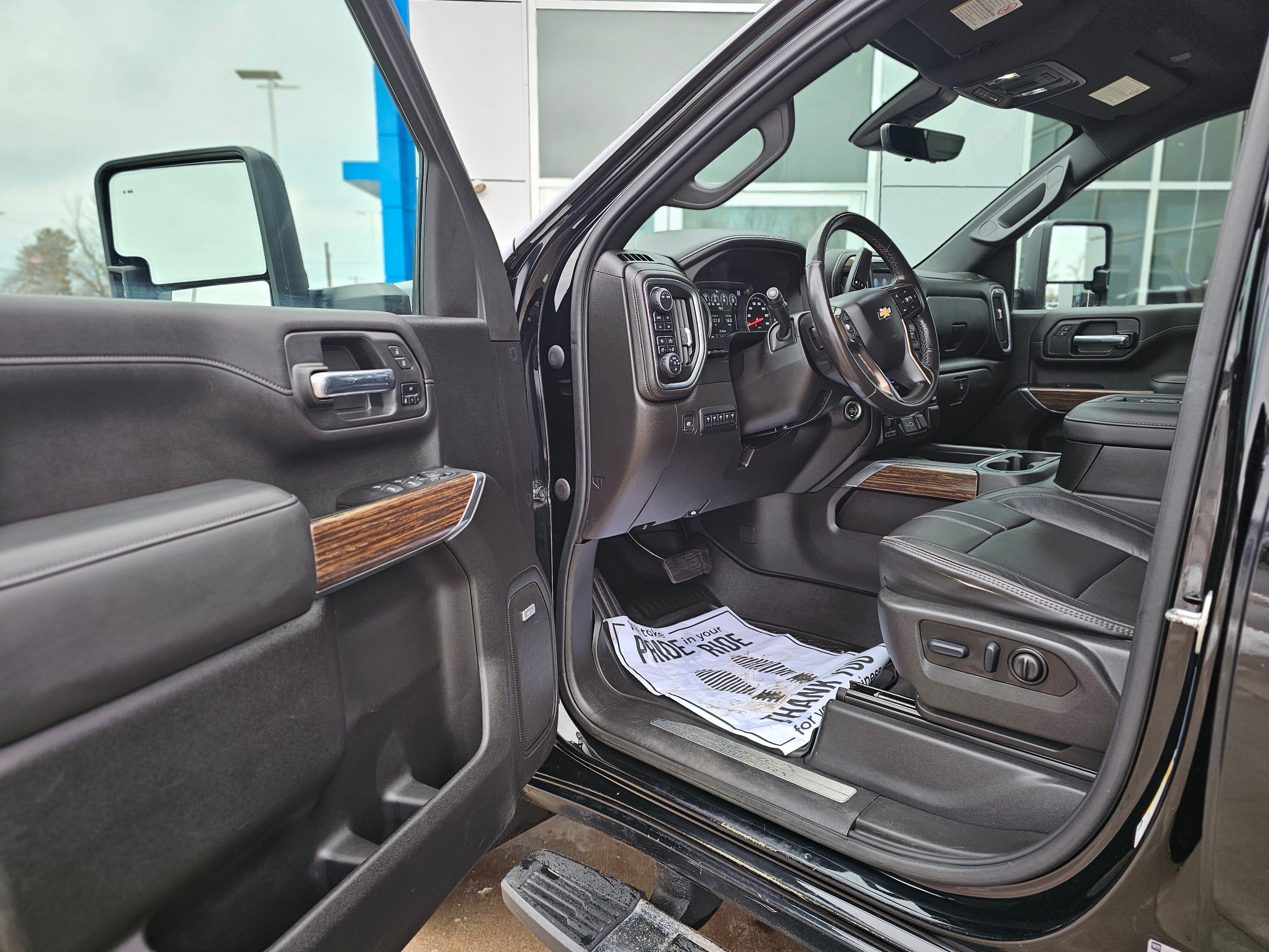 2022 Chevrolet Silverado 3500 HD High Country