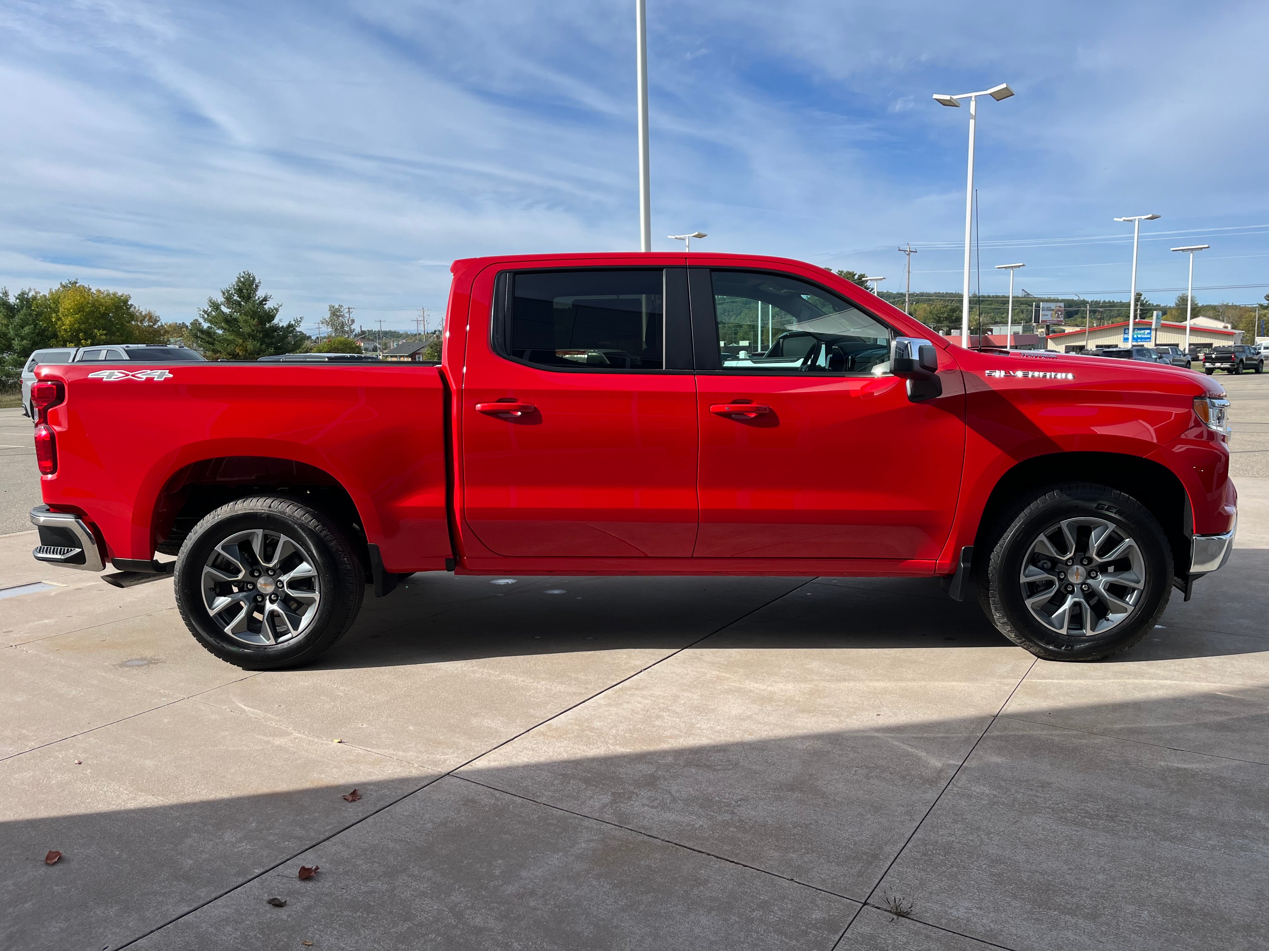 2026 Chevrolet Silverado 1500 LT (2FL)