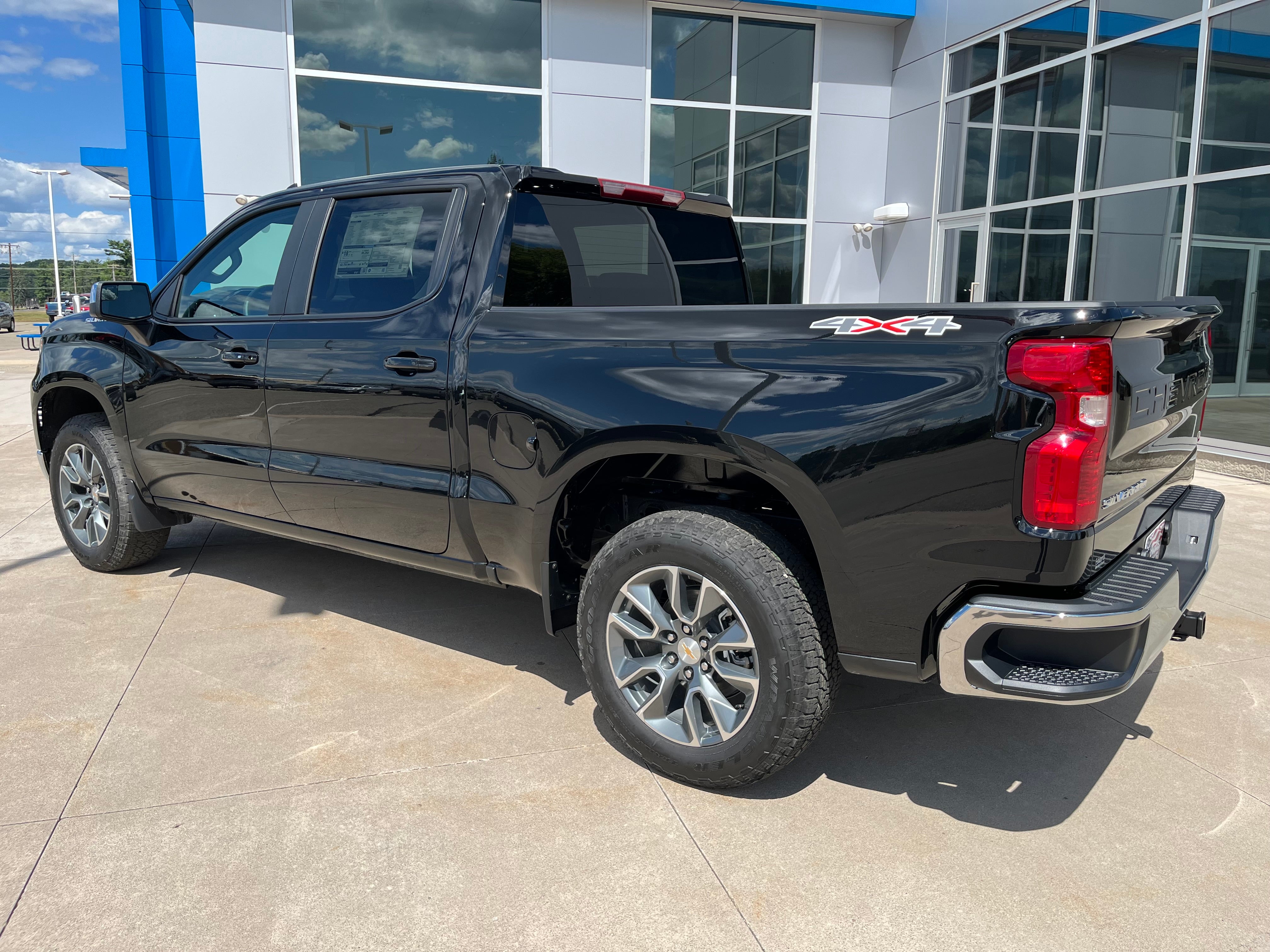 2026 Chevrolet Silverado 1500 LT (2FL)