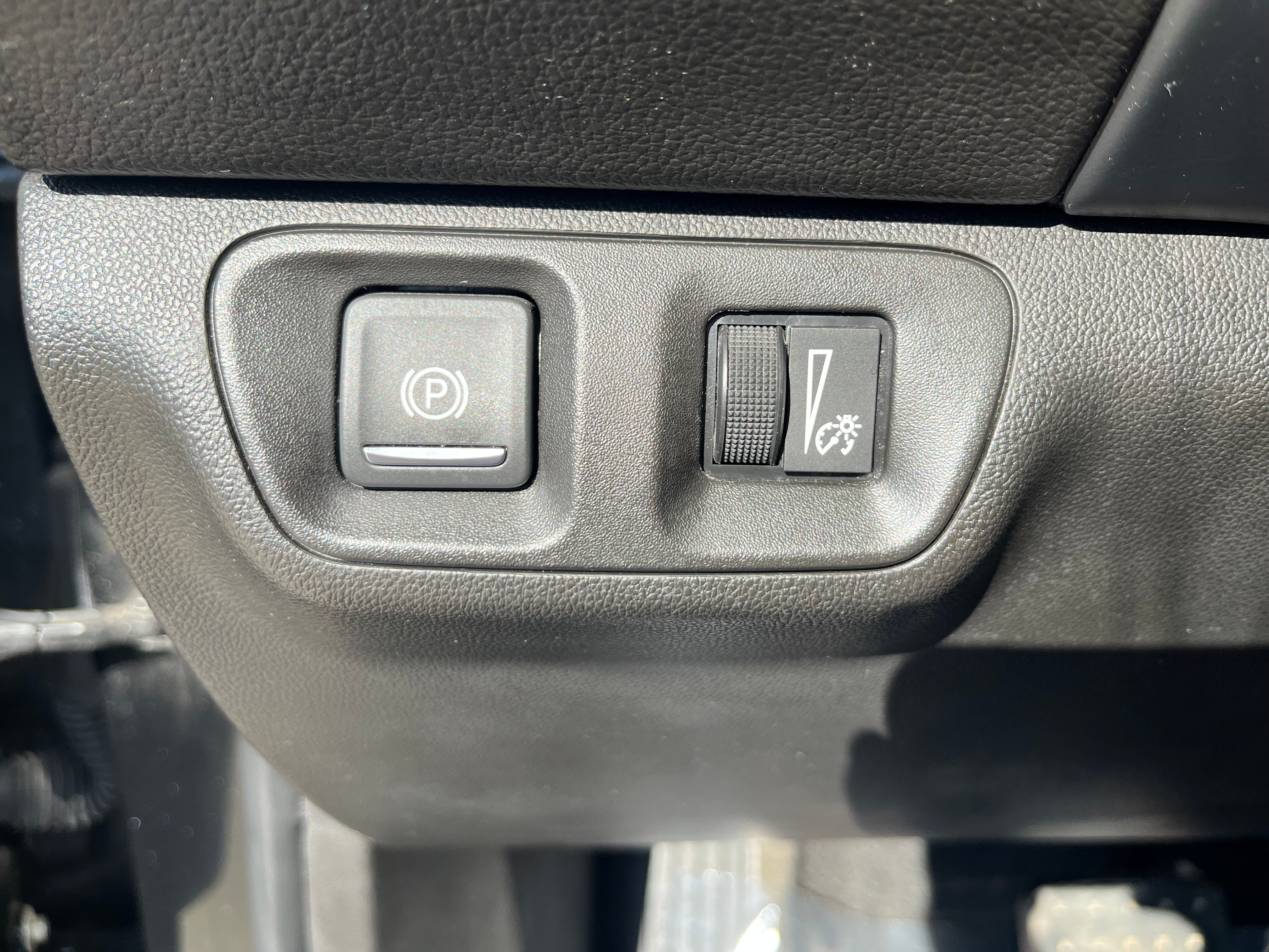 2020 GMC Acadia AT4