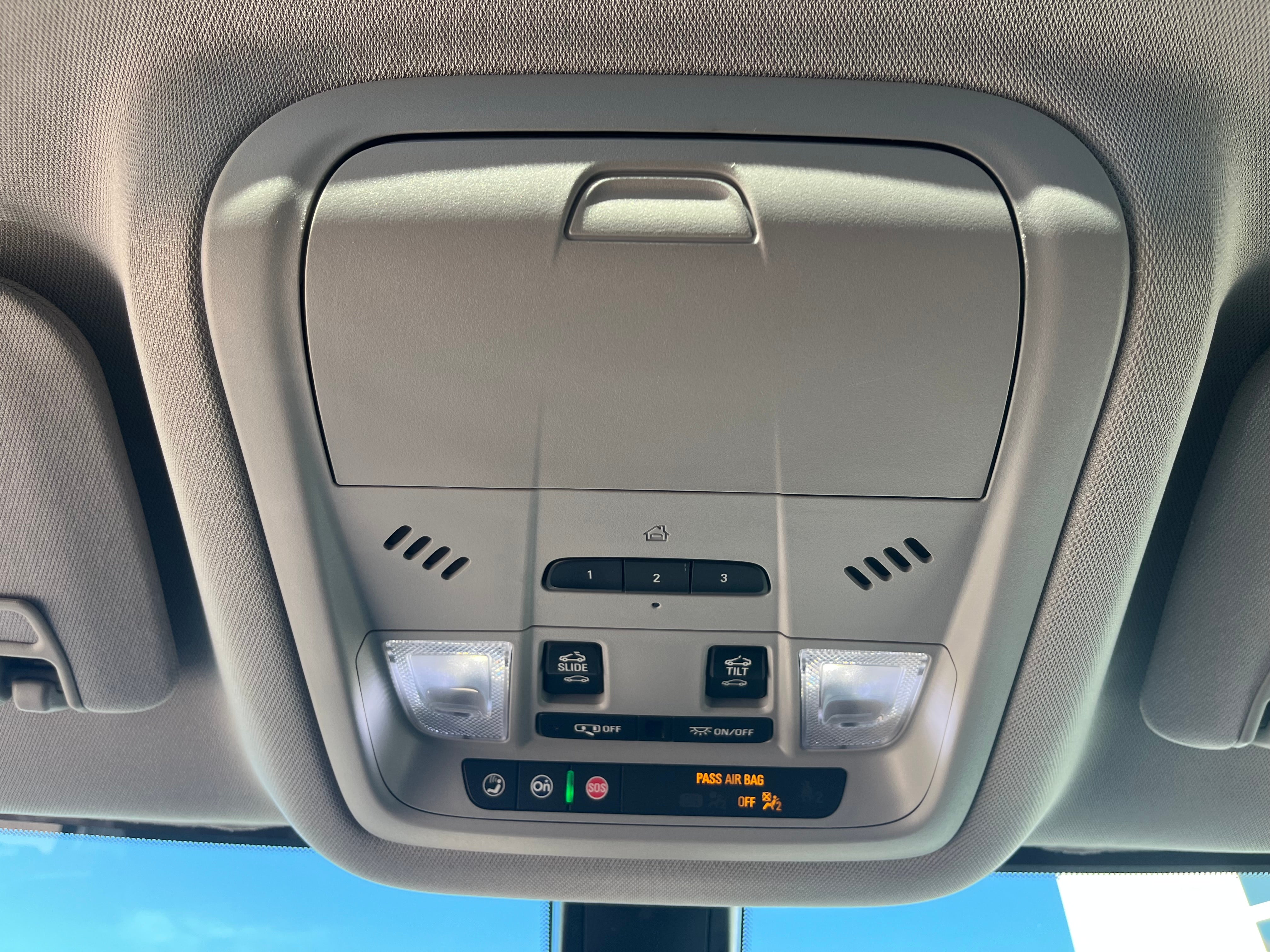 2020 GMC Acadia AT4