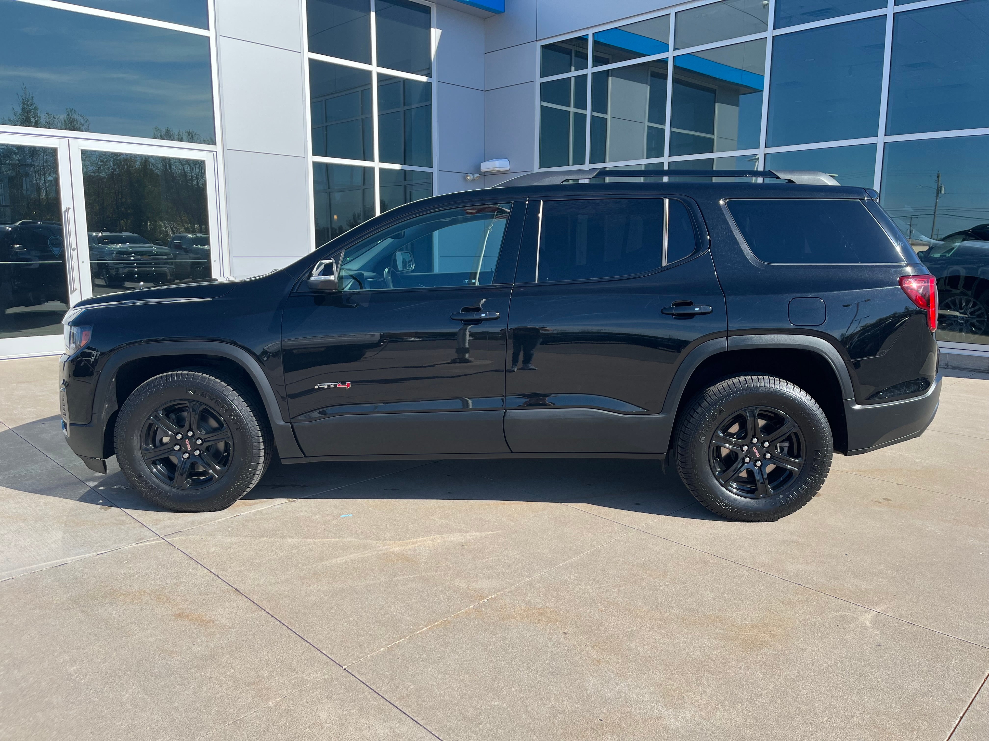 2020 GMC Acadia AT4