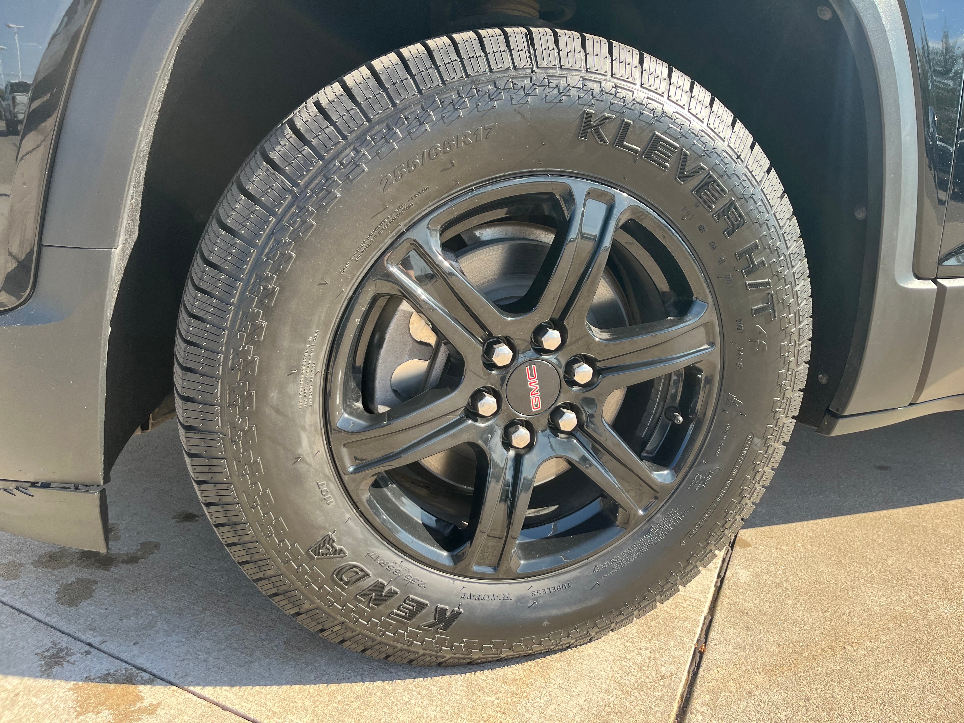 2020 GMC Acadia AT4