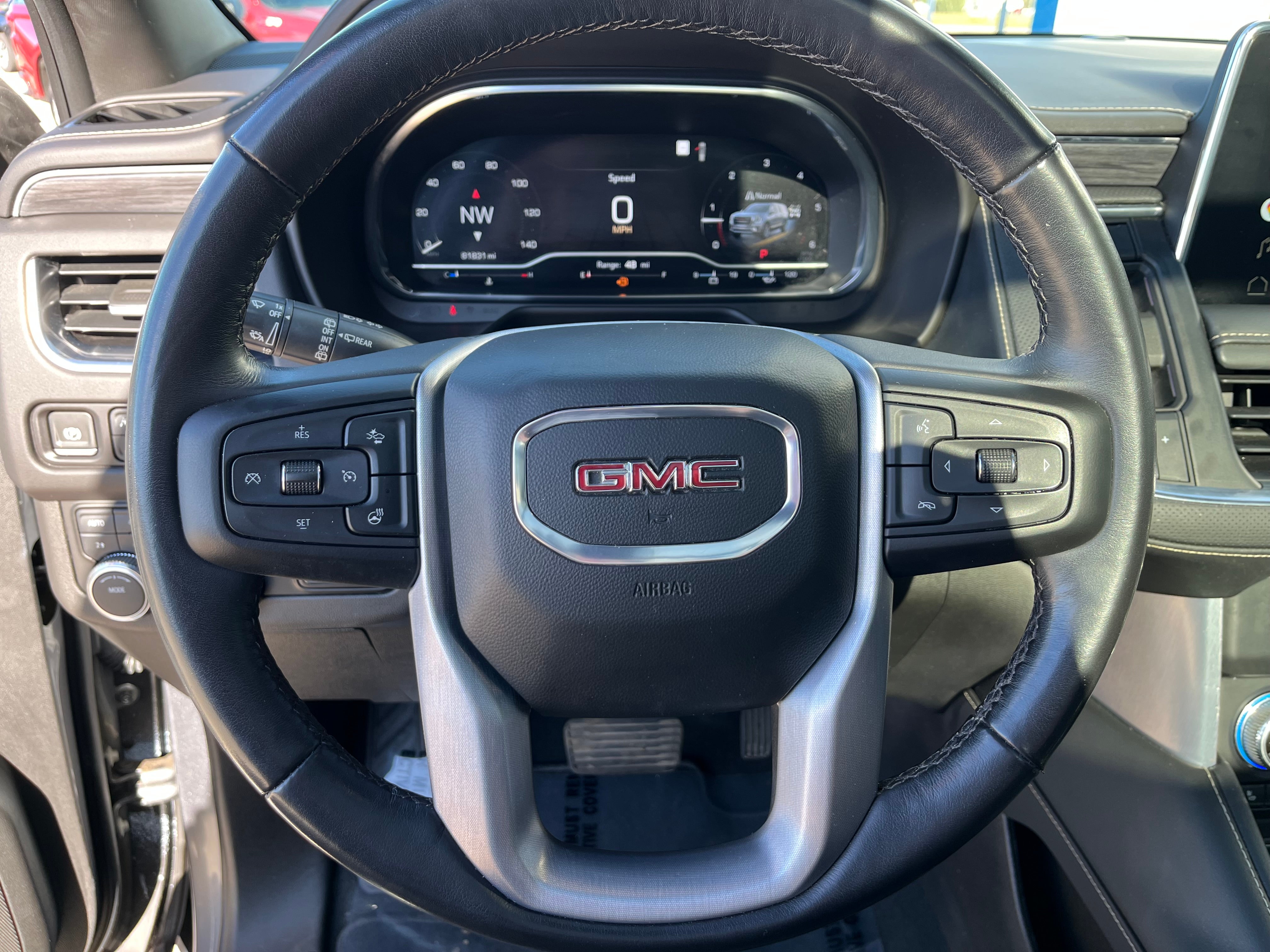 2022 GMC Yukon XL SLT