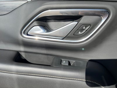 2022 GMC Yukon XL SLT