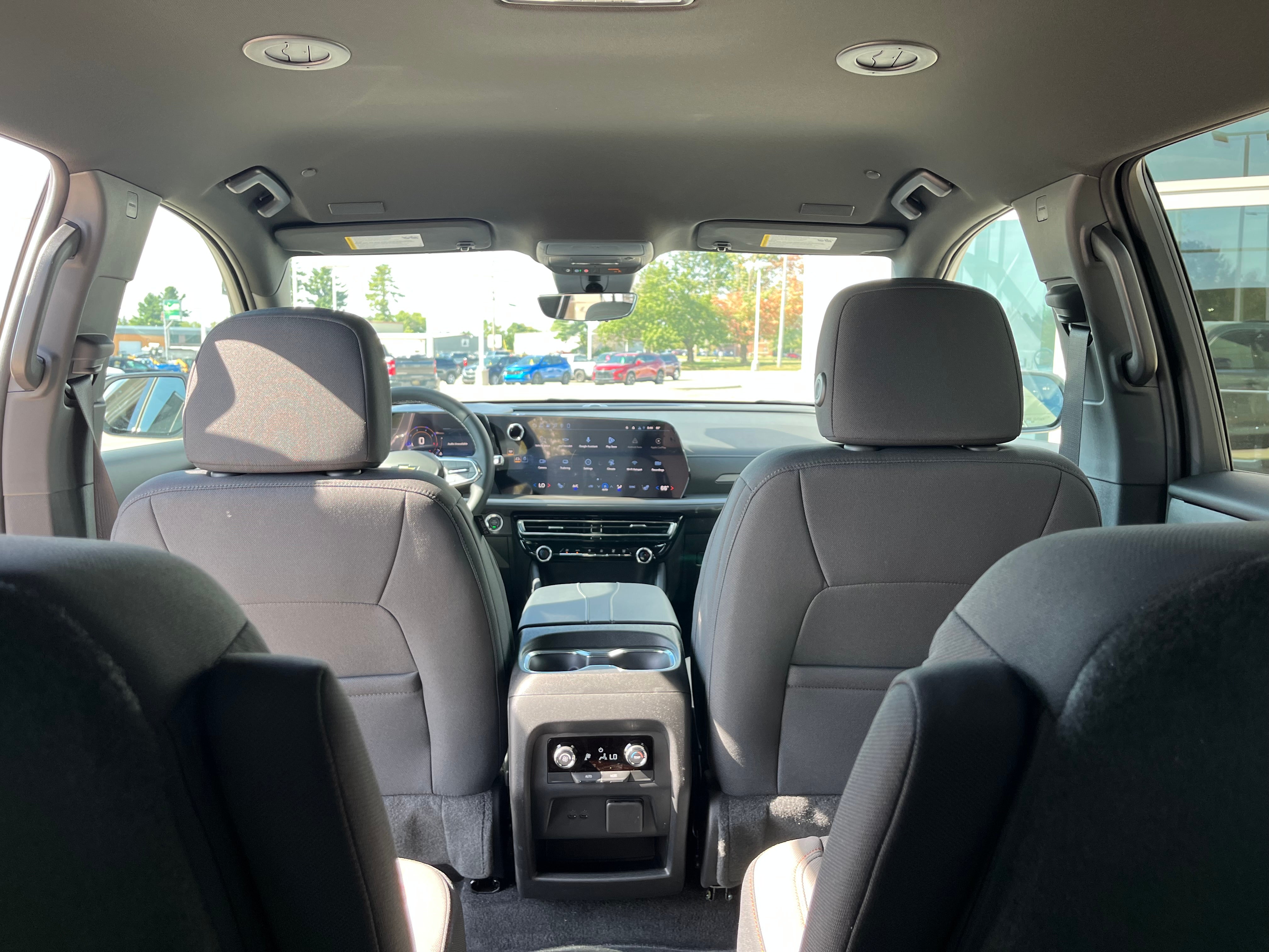 2027 Chevrolet Traverse LT - Photo 24
