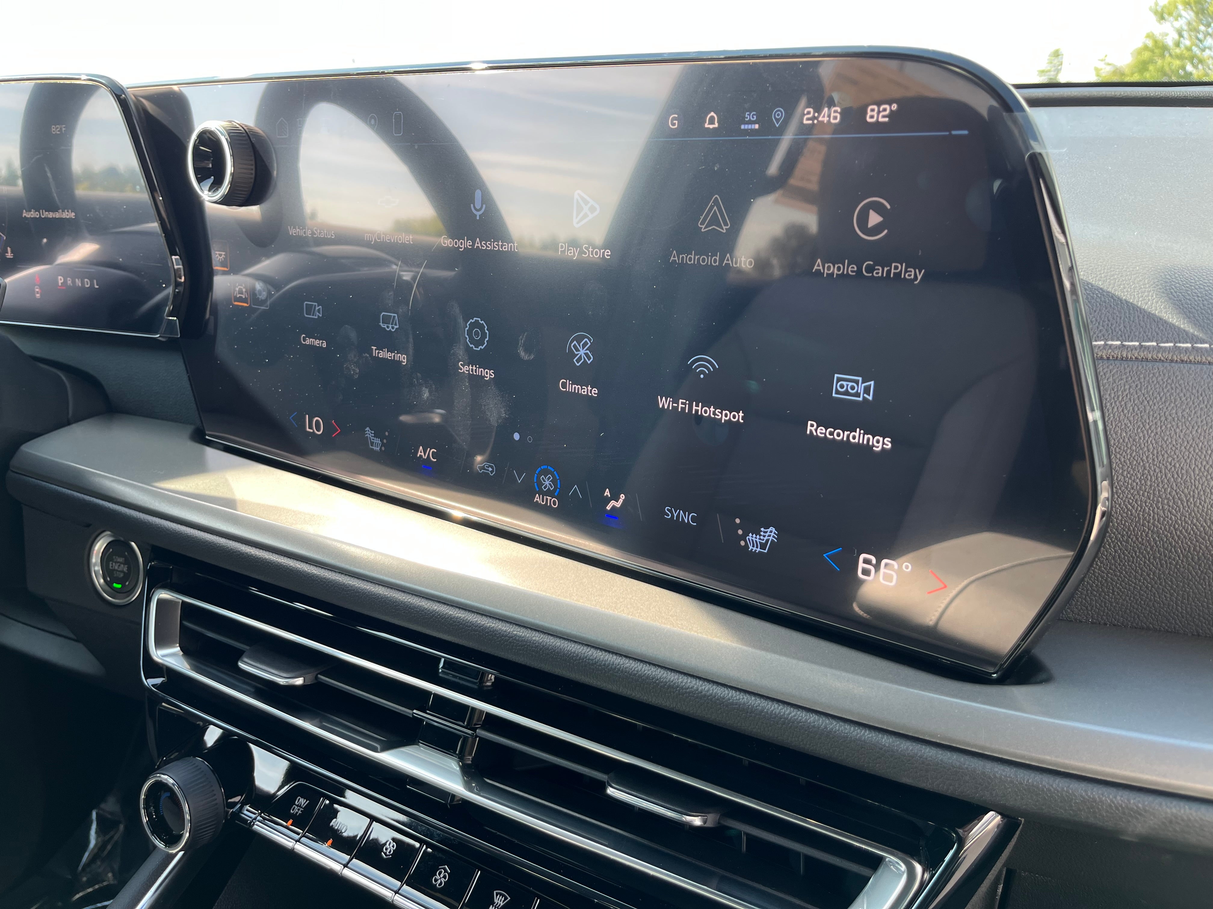 2027 Chevrolet Traverse LT - Photo 35