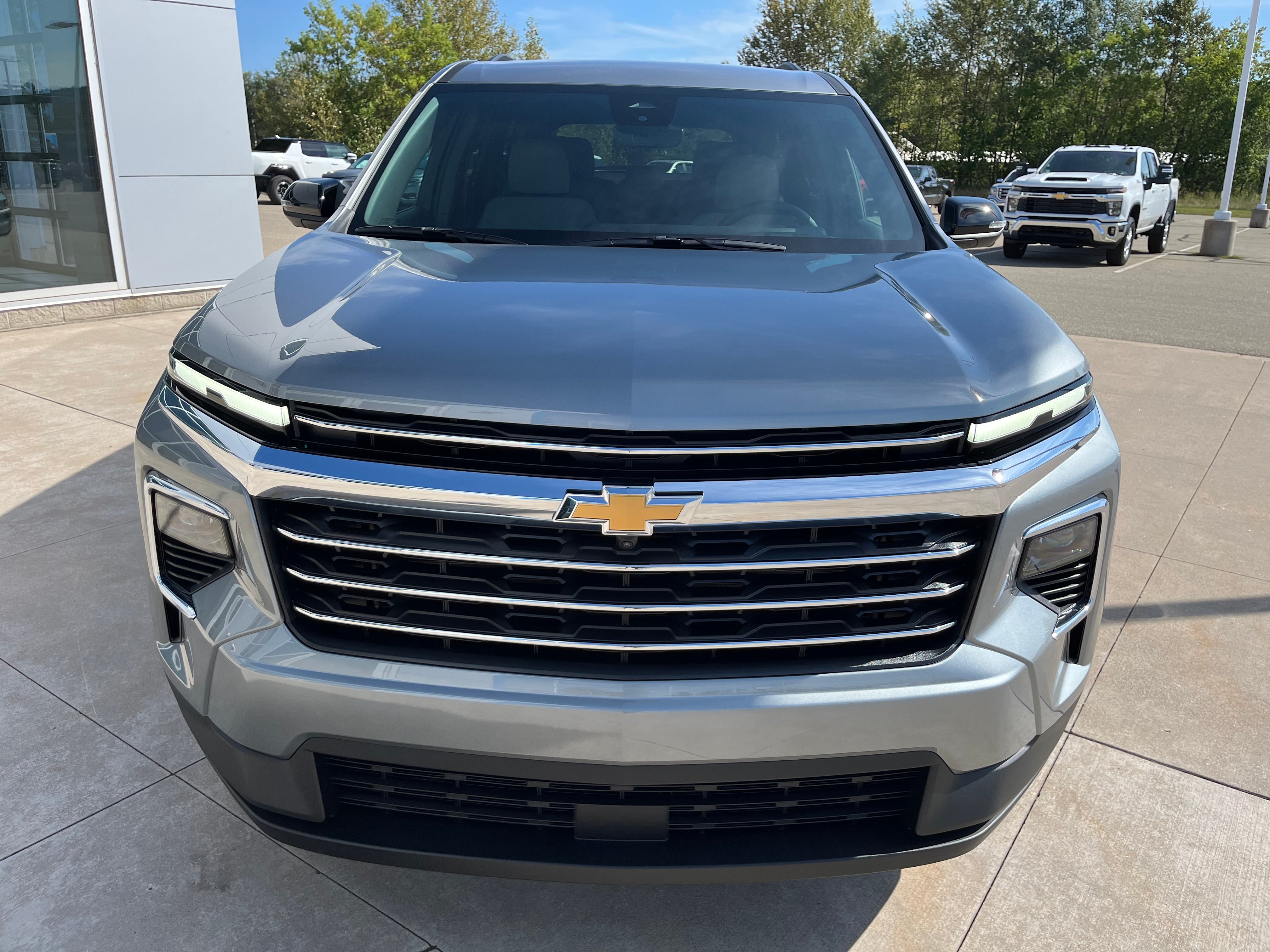 2027 Chevrolet Traverse LT - Photo 8