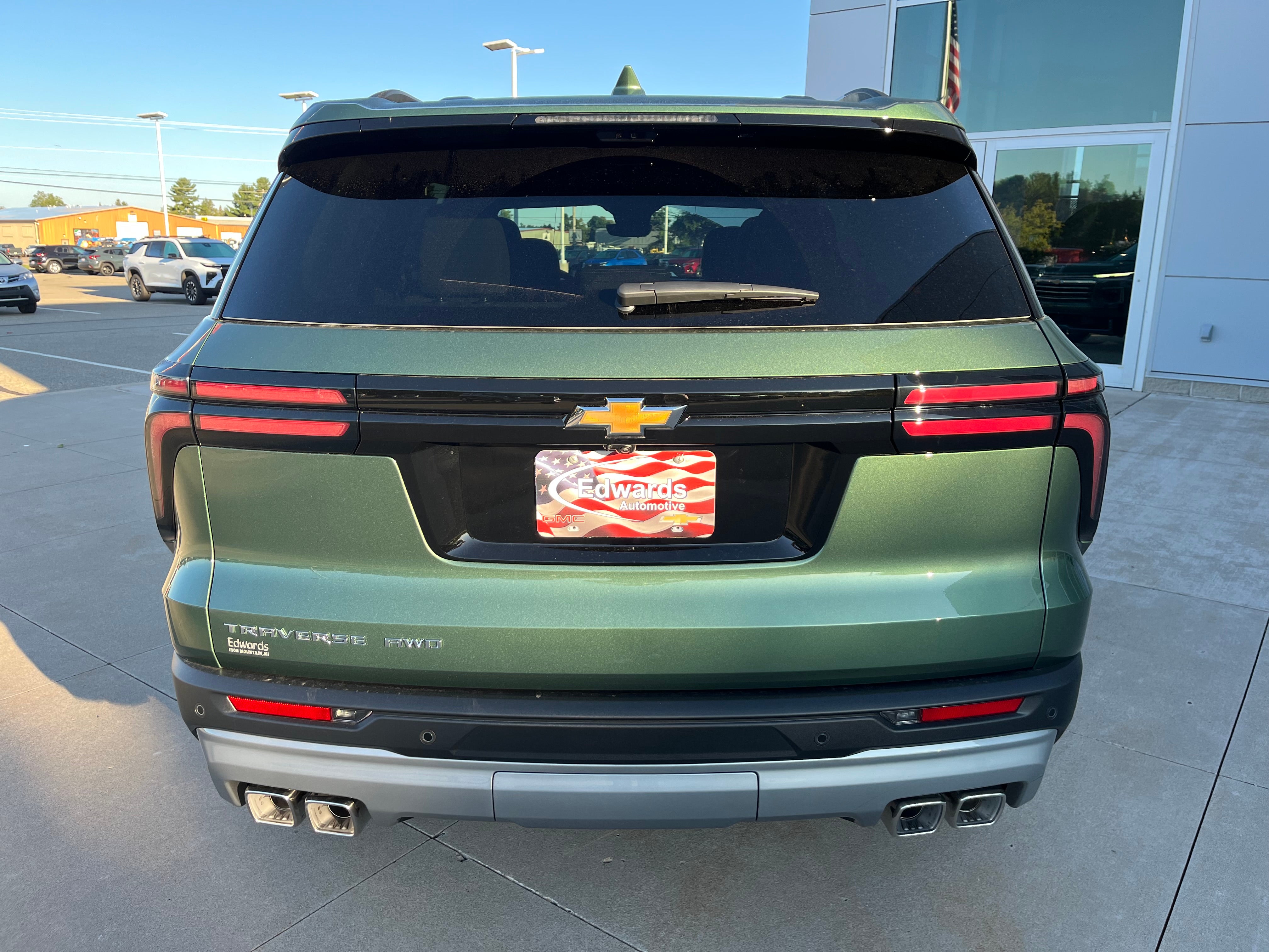 2027 Chevrolet Traverse LT