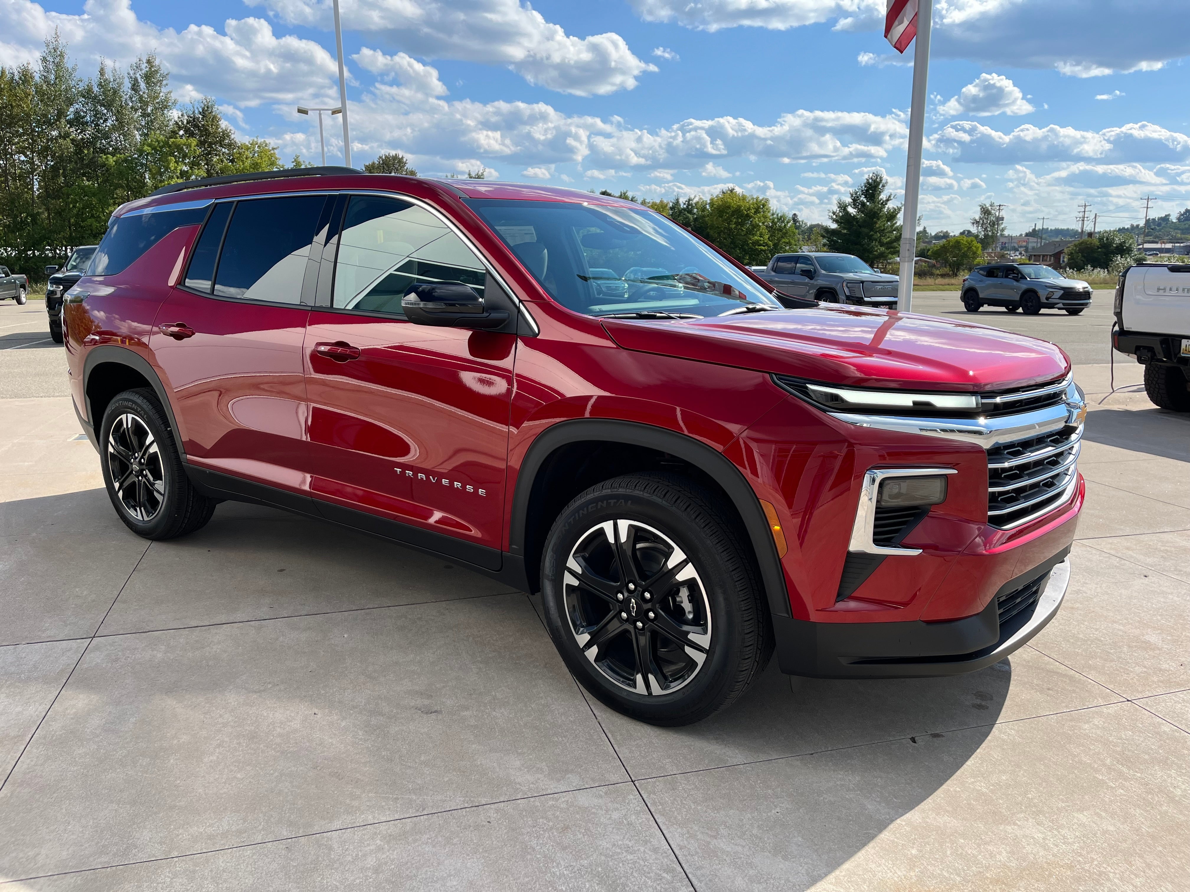 2027 Chevrolet Traverse LT