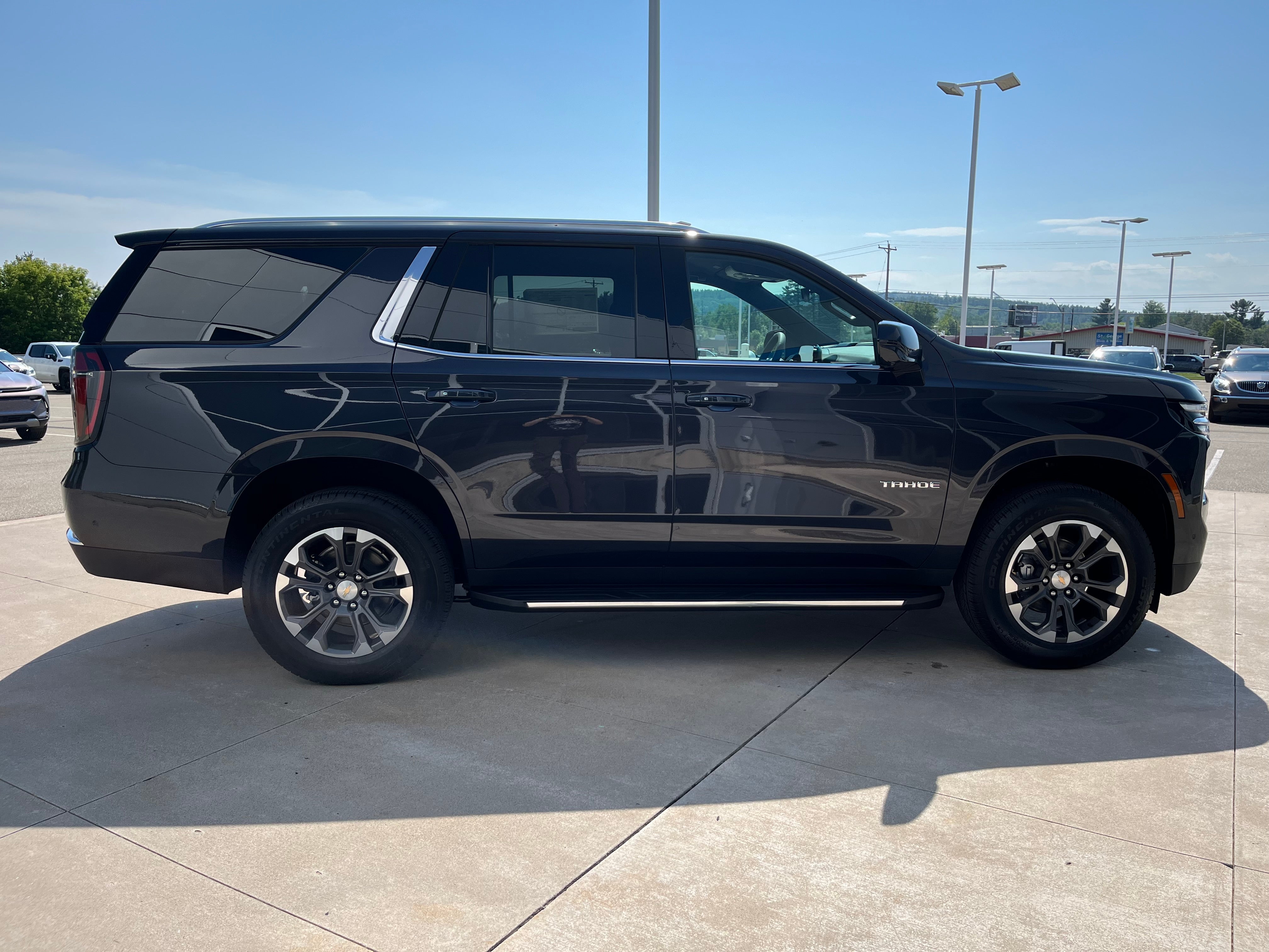 2026 Chevrolet Tahoe LS