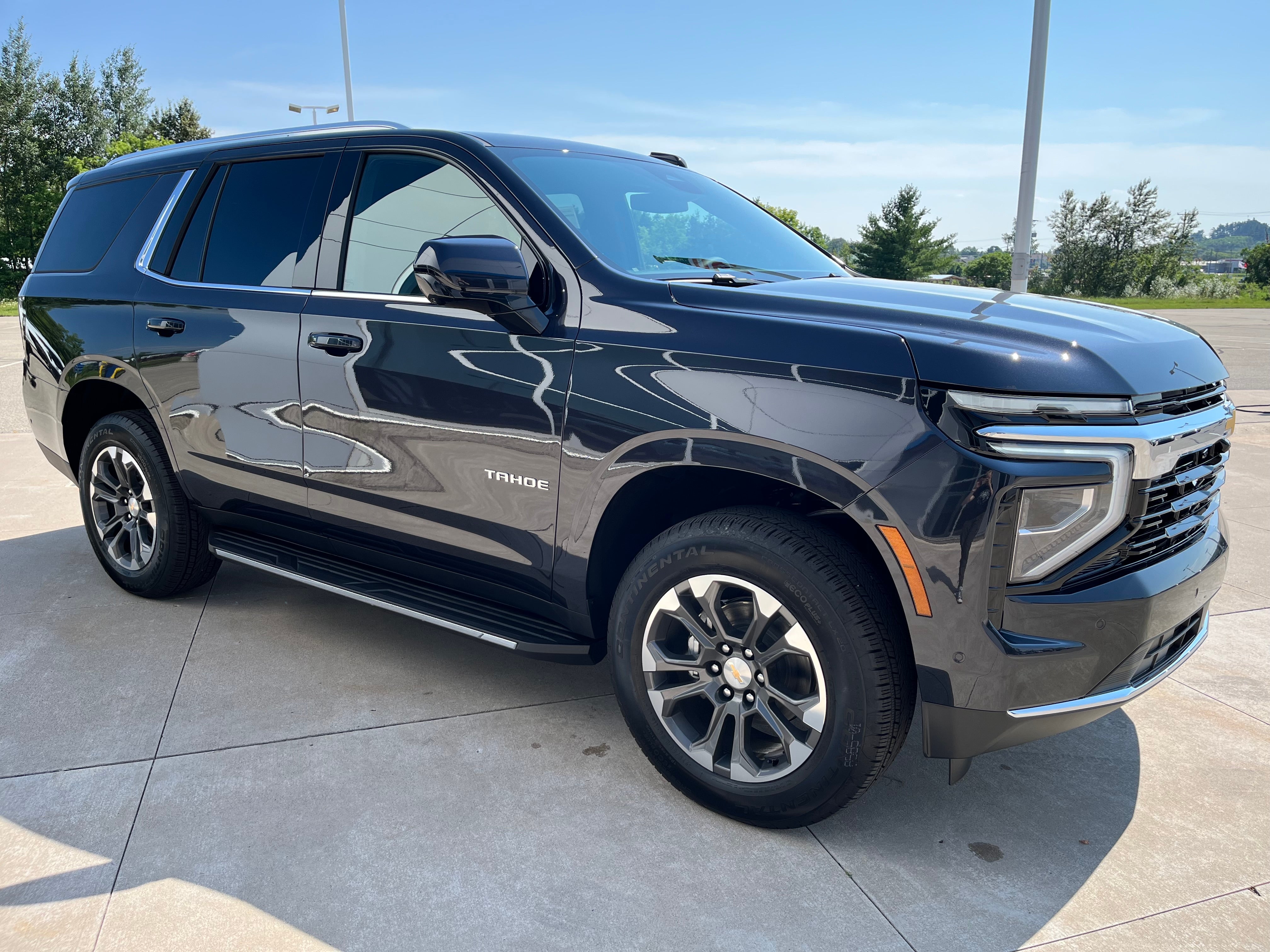2026 Chevrolet Tahoe LS