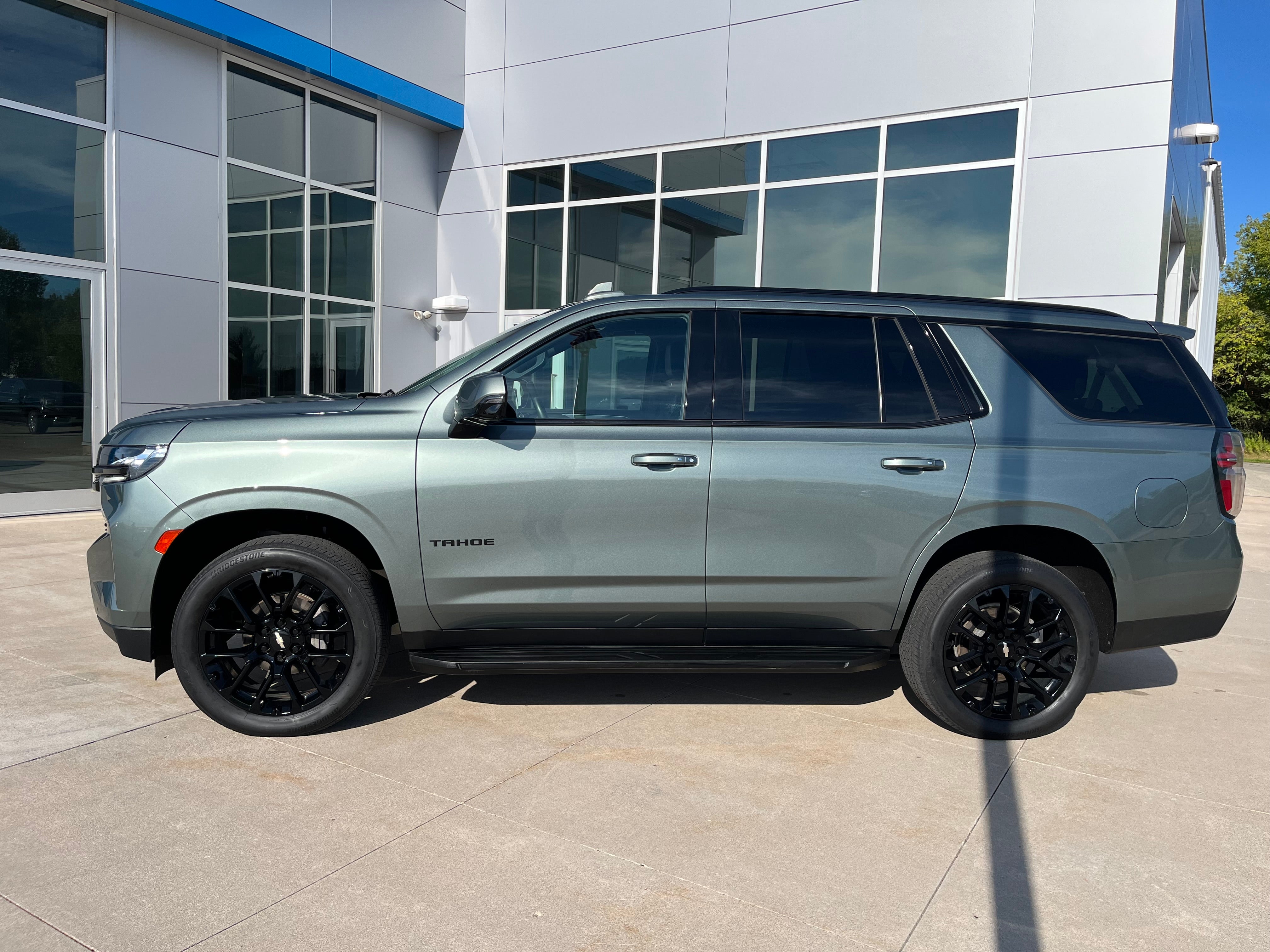 2024 Chevrolet Tahoe RST