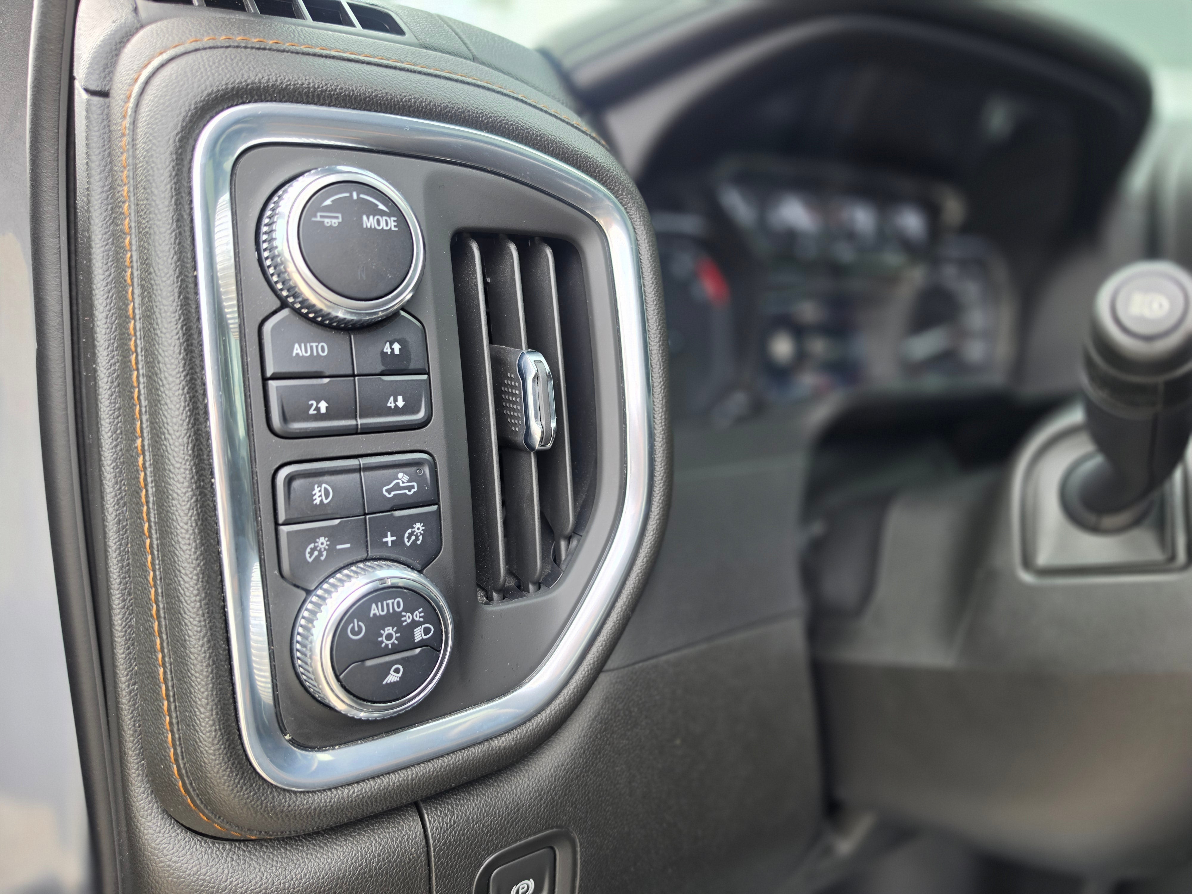 2022 GMC Sierra 1500 Limited AT4